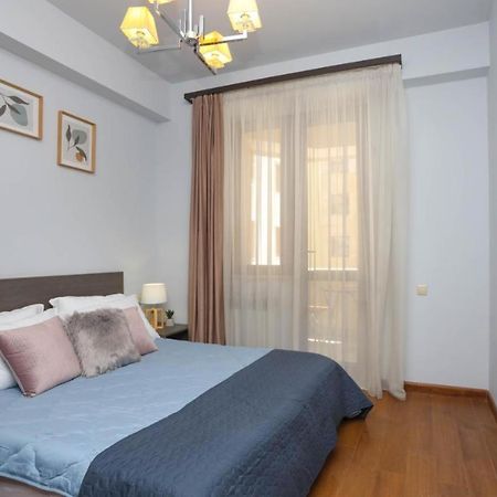 Apartment Near Republic Square Erywań Zewnętrze zdjęcie